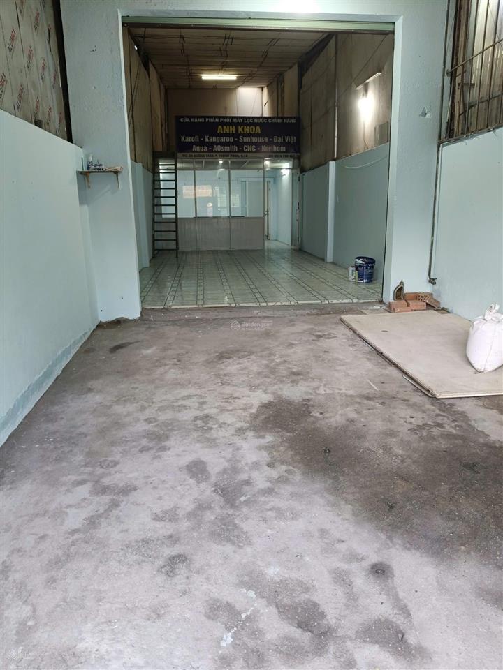 Cho thuê nhà nguyên căn mt đường 8m