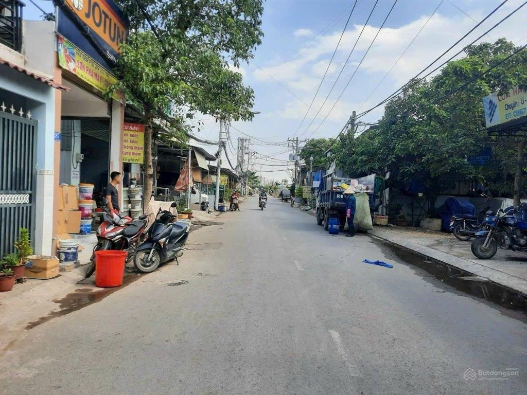 Cho thuê nhà nguyên căn mt thạnh xuân q12 cũ