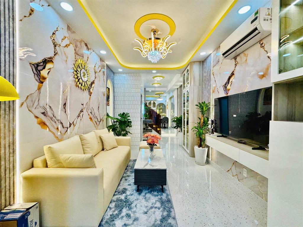 Chính chủ bán siêu phẩm nhà hẻm xe hơi đến cửa ngay công viên gia định
