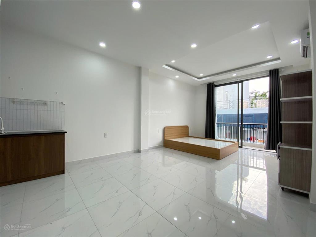 Cho thuê căn hộ ban công, mới 100% ở hương lộ 3 ngay aeon tân phú