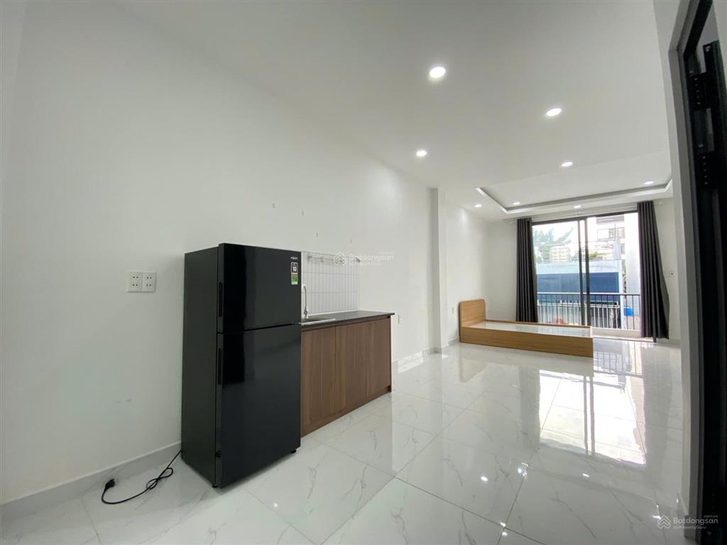 Cho thuê căn hộ ban công, mới 100% ở hương lộ 3 ngay aeon tân phú