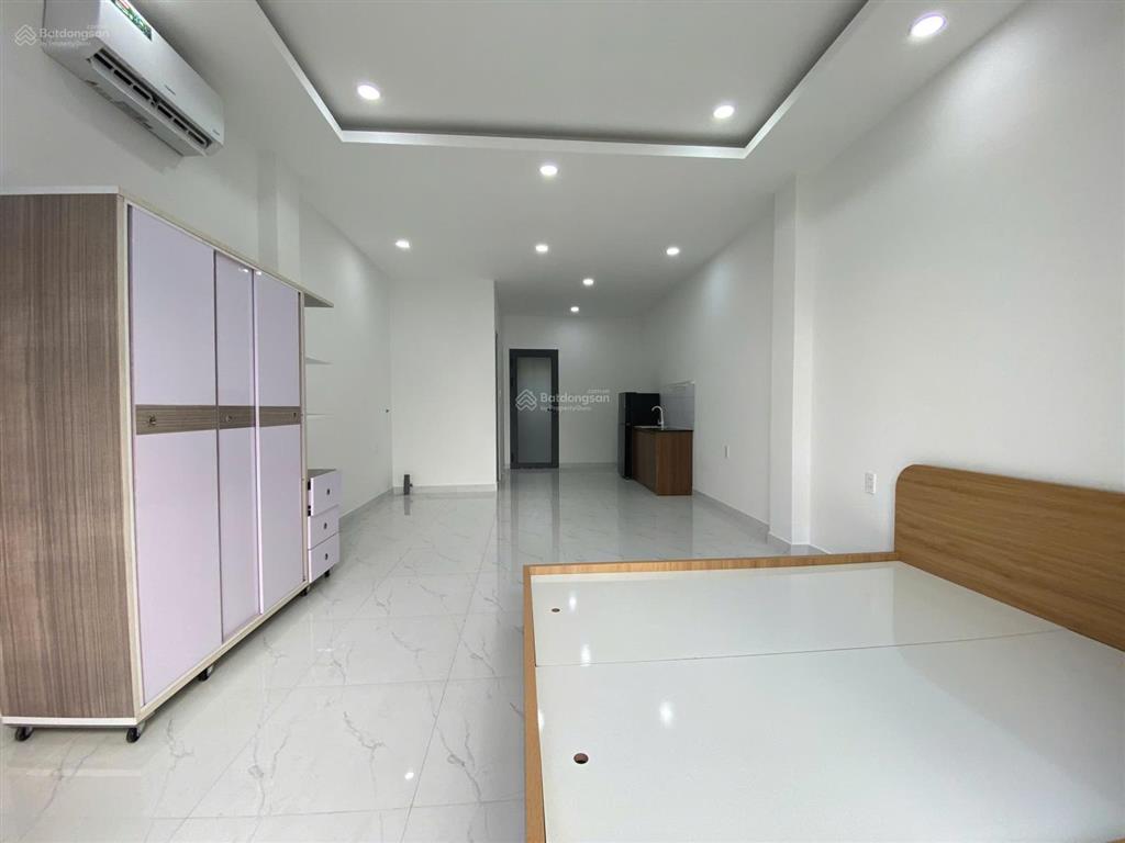 Cho thuê căn hộ ban công, mới 100% ở hương lộ 3 ngay aeon tân phú