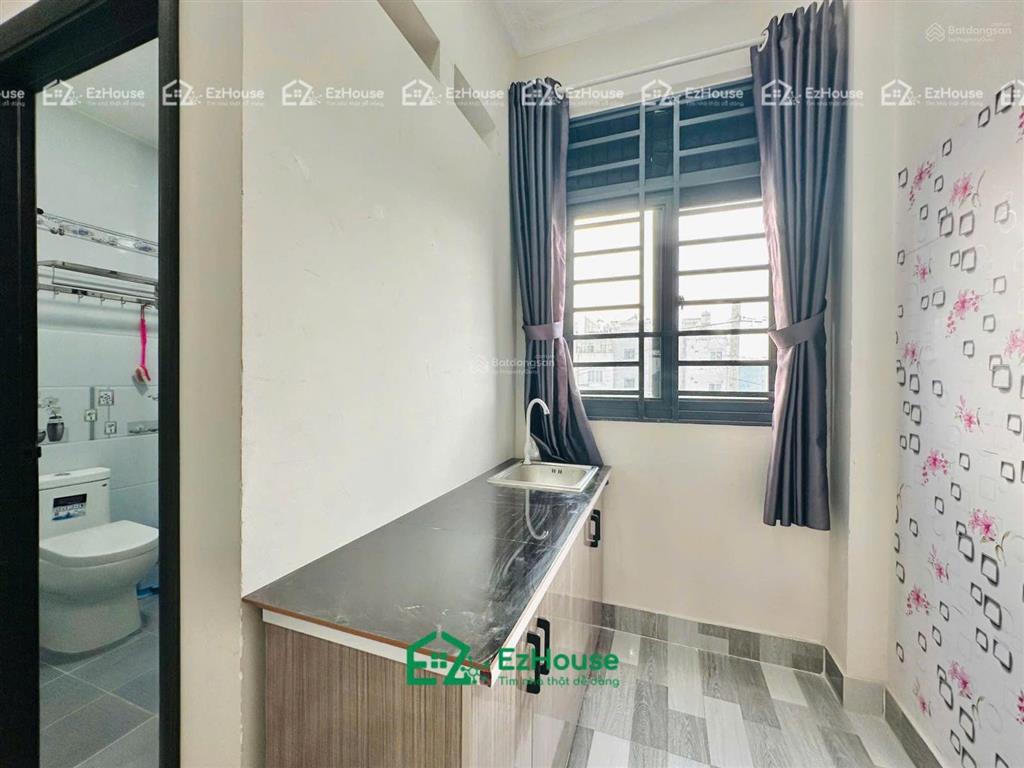 Cho thuê phòng sẵn nội thất giá rẻ cửa sổ trời ở hương lộ 2