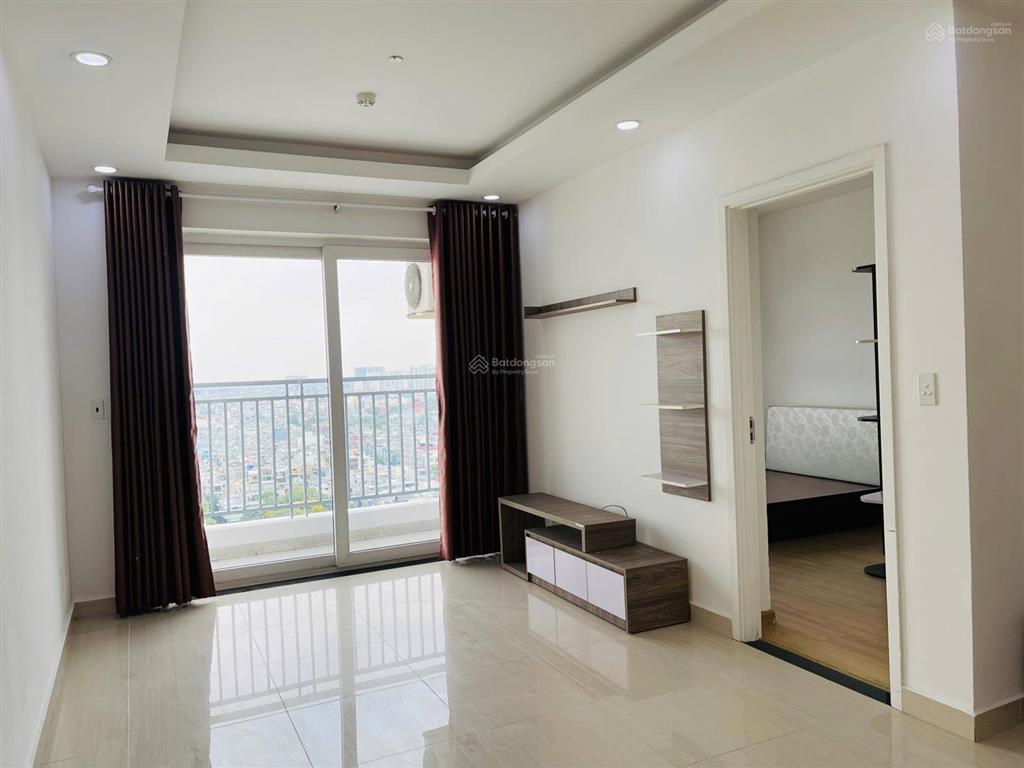 Bán căn view đường số 7 2pn 2 wc có ban công tầng cao có hỗ trợ vay ngân hàng giá bán 3,850 tỷ