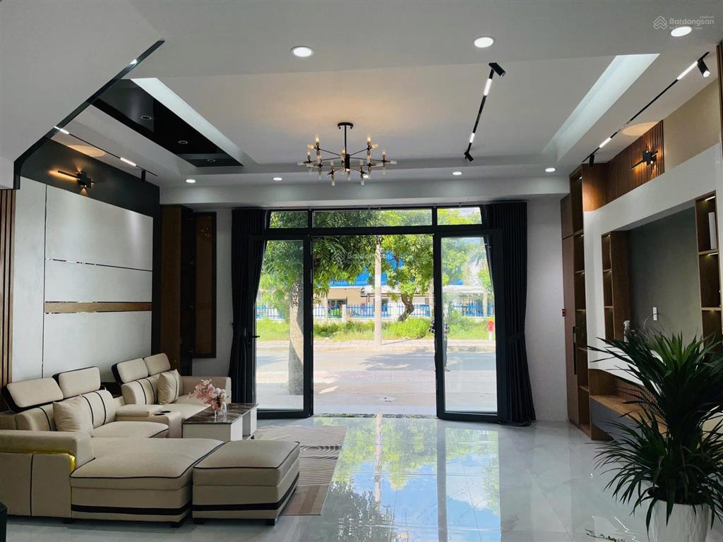 Siêu phẩm đường đinh đức thiện ngang 6m nhà xây mới 100% giá bán 3.980 tỷ sổ hồng riêng