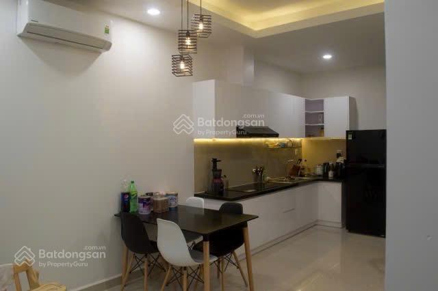 Bán căn hộ 2pn tặng hết nội thất đang có sẵn giá 3,2 tỷ giá hời xem nhà 24/7