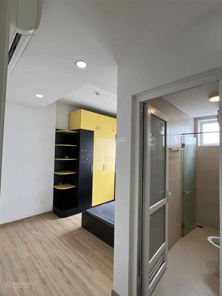 Cho thuê căn hộ view đường số 7 2pn 2wc full nội thất, giá 12 triệu/tháng vào ở liền