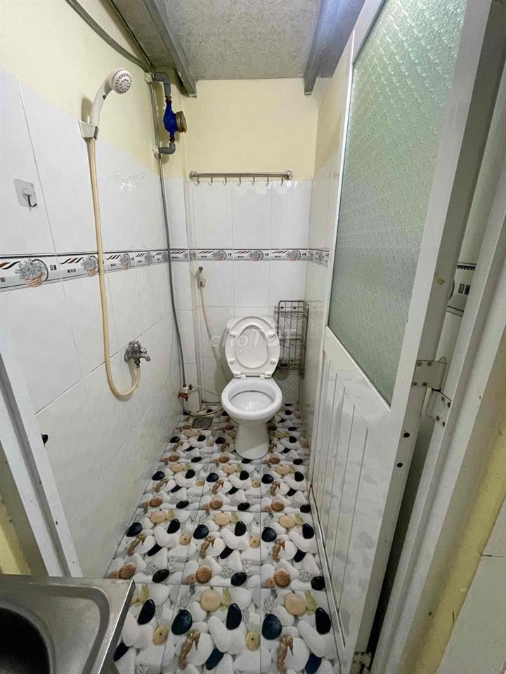 Phòng Trọ Mới Xây Có Máy Lạnh ở Dương Quảng Hàm