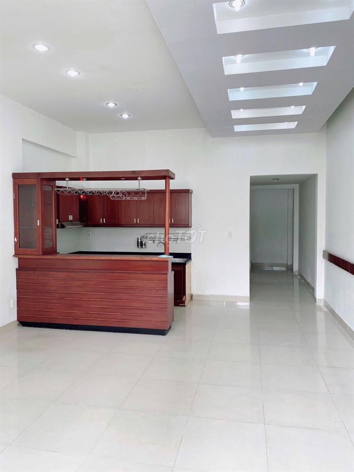 Cho thuê Nhà Nguyên Căn tỉnh lộ 10, tân tạo
