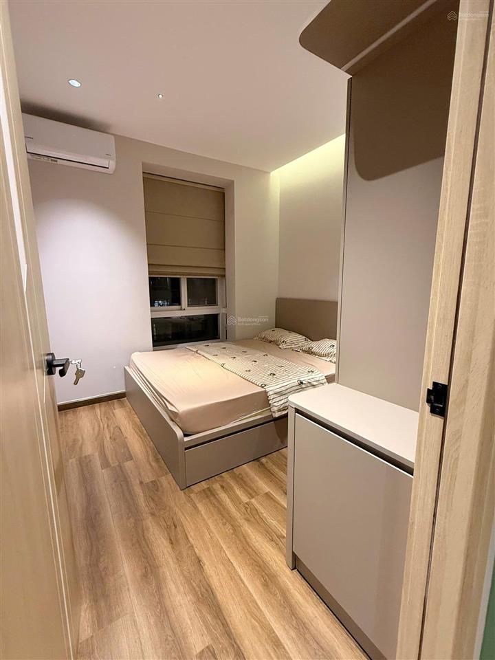 Căn hộ 56m2 full nt mới 100%, có hđ 1 năm thuê 17tr/tháng, sát vivo city, đh rmit, tôn đức thắng