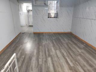 Nhà mt 4m, 2 sổ riêng cùng chủ, dt 60m2, 2 tầng. ngay khu ẩm thực phố cổ đêm tạ hiện
