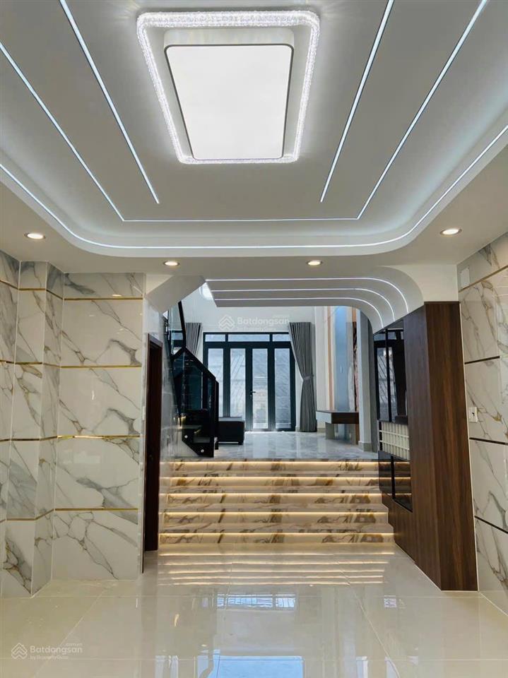 Siêu phẩm đẹp, nội thất sang trọng
liên khu 45, 60,1 m(4,01 m x 15 m) giá 7,7 tỷ