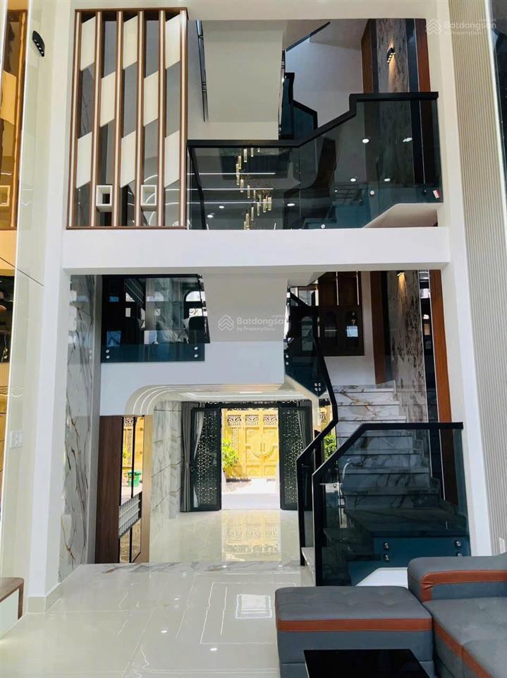 Siêu phẩm đẹp, nội thất sang trọng
liên khu 45, 60,1 m(4,01 m x 15 m) giá 7,7 tỷ
