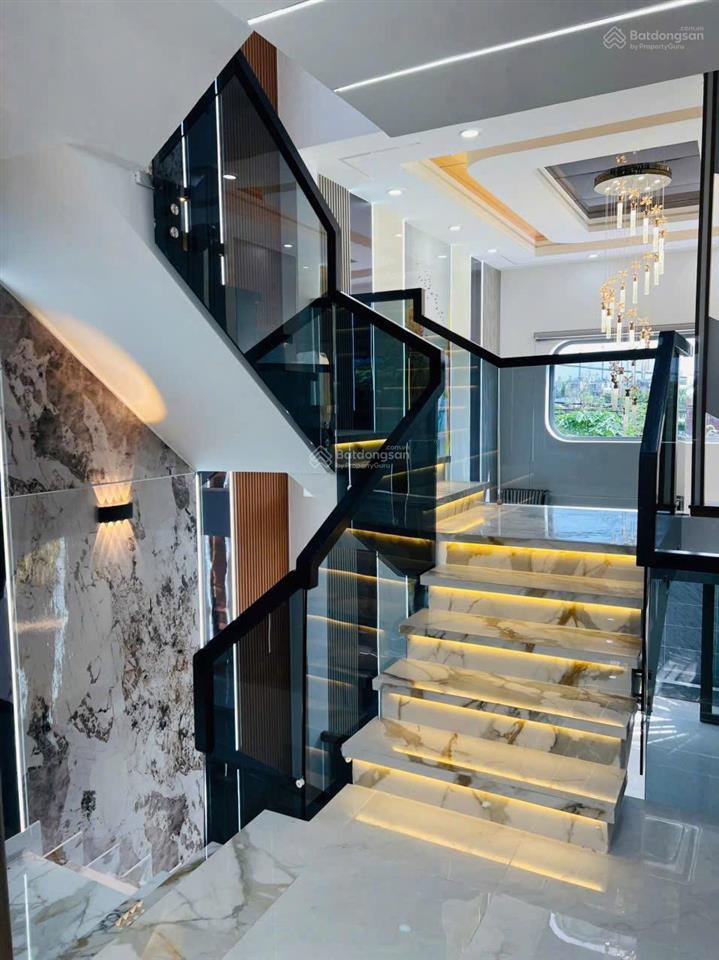 Siêu phẩm đẹp, nội thất sang trọng
liên khu 45, 60,1 m(4,01 m x 15 m) giá 7,7 tỷ