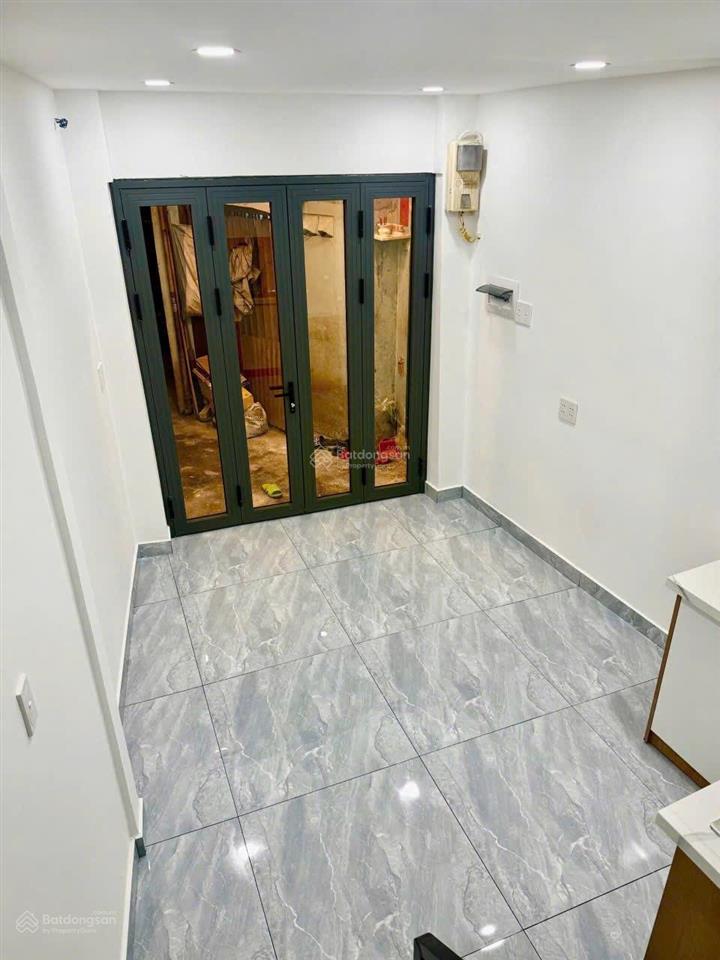 Hàng hiếm dưới 3 tỷ quận 11  vào ở liền đường lạc long quân, phường 5, quận 11, tp hcm