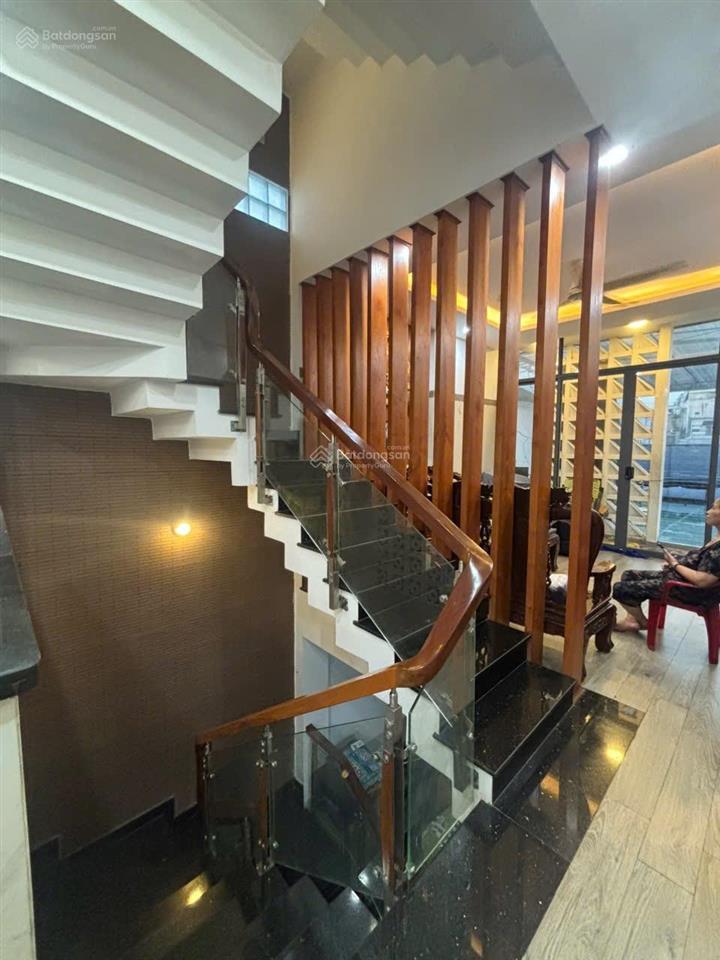 Cho thuê nhà mặt phố 414, đường nguyễn văn quá, 22 triệu vnd, 80 m2