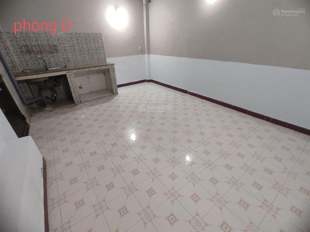 Hcm quận 3 cho thuê phòng có cửa sổ, bếp, toilet riêng, giá 2tr5/tháng, khu lê văn sỹ