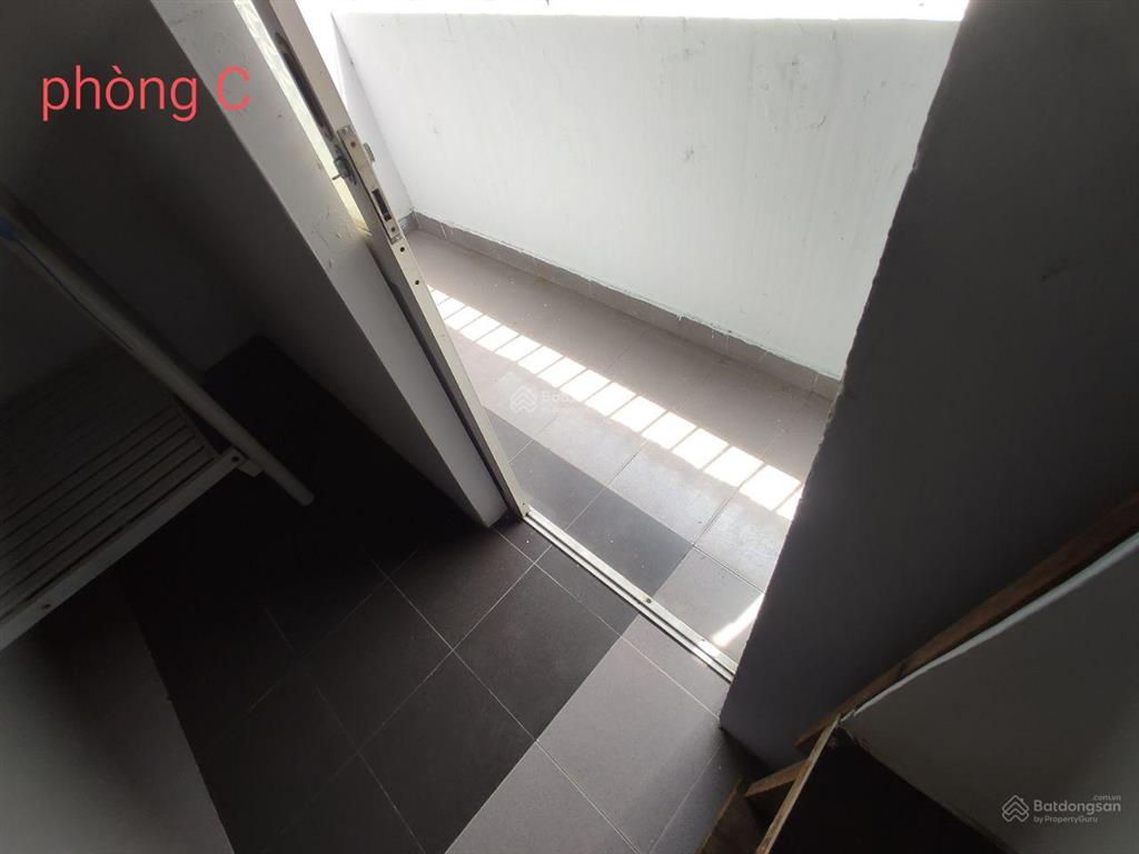 Hcm quận 3 cho thuê phòng có cửa sổ, bếp, toilet riêng, giá 2tr5/tháng, khu lê văn sỹ