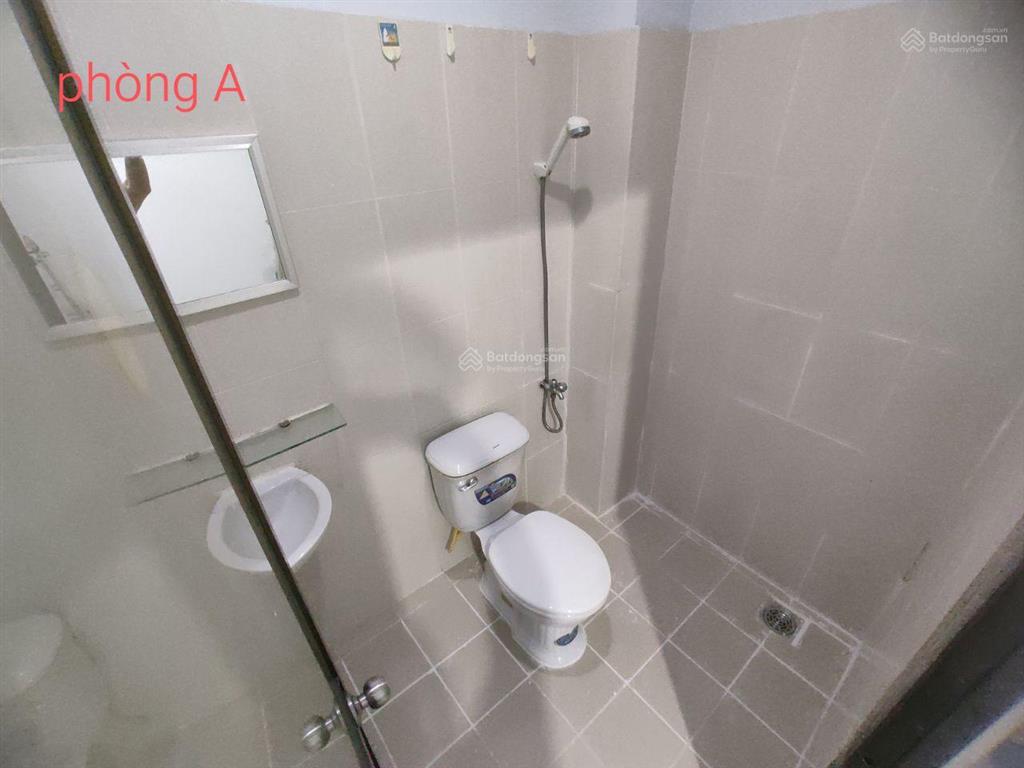 Hcm quận 3 cho thuê phòng có cửa sổ, bếp, toilet riêng, giá 2tr5/tháng, khu lê văn sỹ