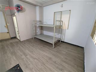 Hcm q3 cho thuê phòng có ban công, 2 cửa sổ, toilet riêng, giá 3tr/tháng, khu lê văn sỹ