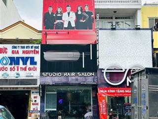 Cho thuê nhà mặt tiền phan văn trị phường 10 gò vấp 4x18 3 tầng giá 38tr/tháng