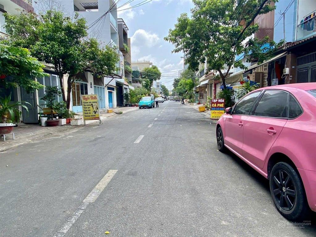 8tr4x20mlửng đúchẻm 5m gần chợ tân hươngcho thuê nhà quận tân phú