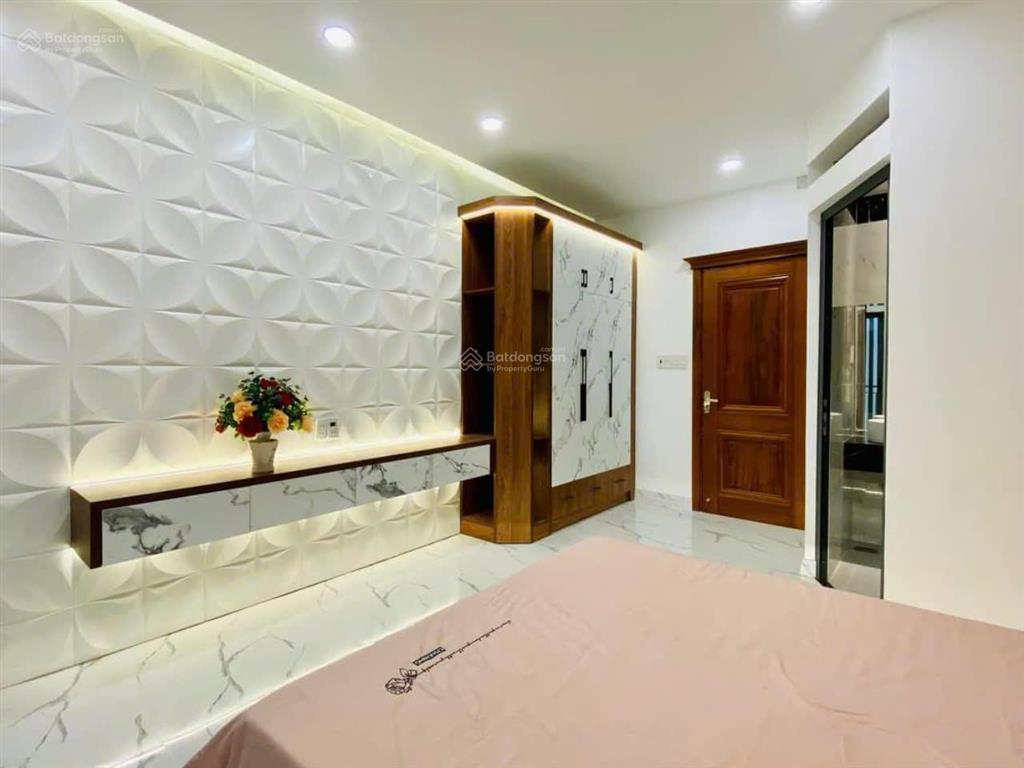 Siêu phẩm full nội thất khu đồng bộ nguyễn tư giản p12diện tích4x20m4 lầu 5 phòng5wc25tr