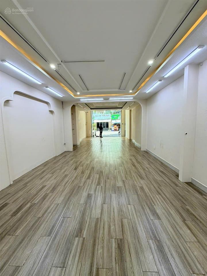 Cityland center hills mặt tiền trần thị nghỉ p7diện tích 5x20m4 lầu  7 phòng. 7wc =40 triệu
