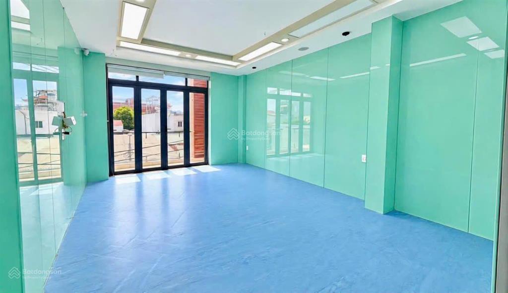 Nhà mặt tiền nguyễn văn khối  p11  4,5mx15m  3 lầu  4pn  4wc = 23 triệu