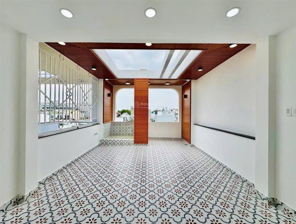 Nhà full nội thất, hẻm thông 8m, phan huy ích p12 4x18m, trệt, 3 lầu, 4 phòng ngủ, 5wc = 22 triệu