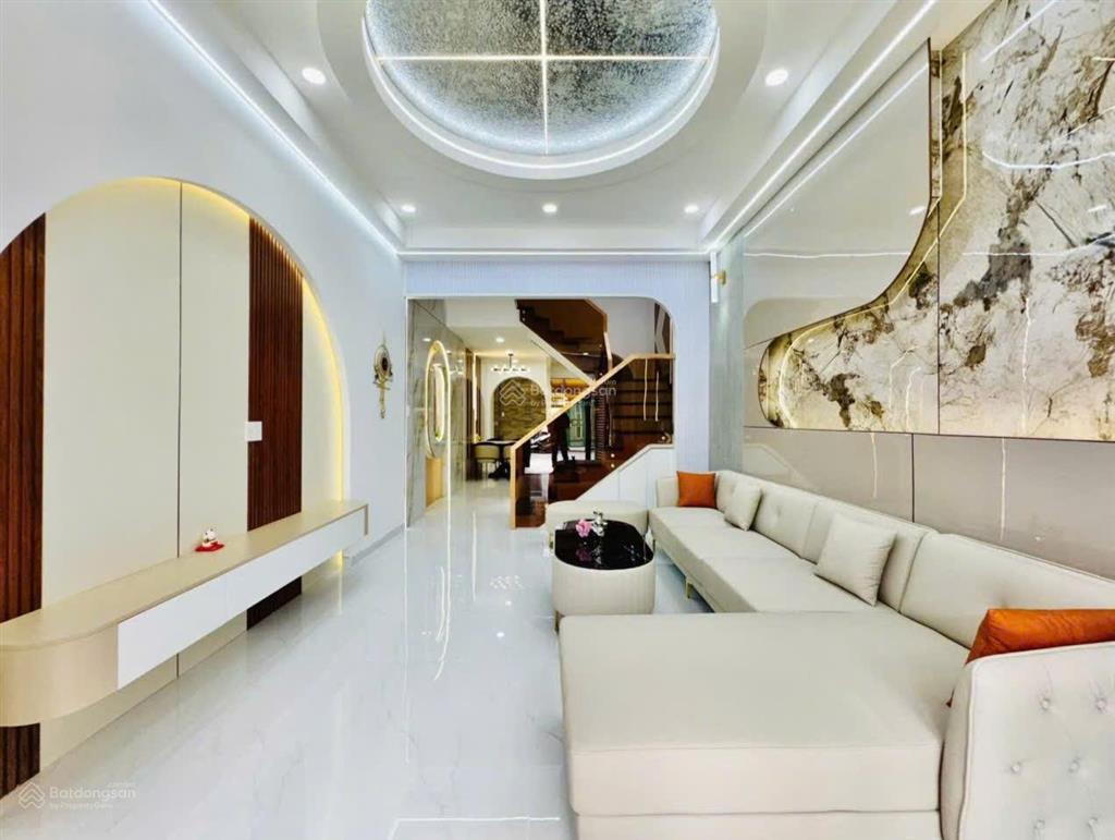 Nhà full nội thất, hẻm thông 8m, phan huy ích p12 4x18m, trệt, 3 lầu, 4 phòng ngủ, 5wc = 22 triệu
