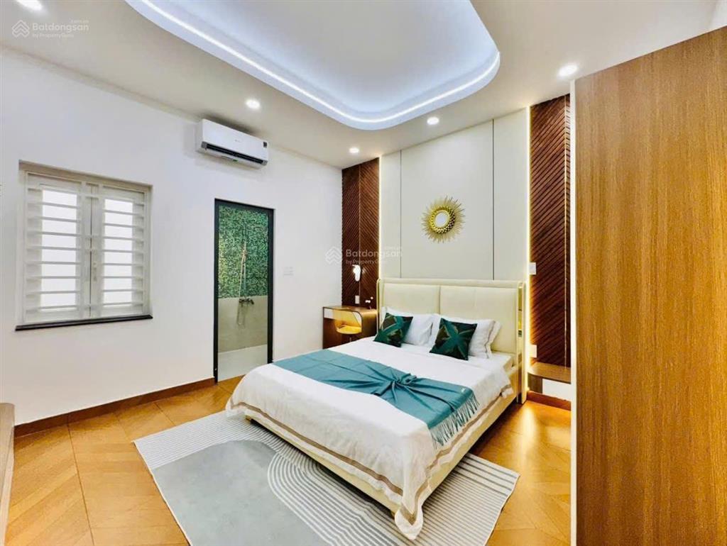 Nhà full nội thất, hẻm thông 8m, phan huy ích p12 4x18m, trệt, 3 lầu, 4 phòng ngủ, 5wc = 22 triệu