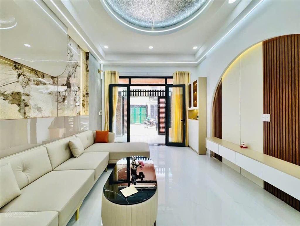 Nhà full nội thất, hẻm thông 8m, phan huy ích p12 4x18m, trệt, 3 lầu, 4 phòng ngủ, 5wc = 22 triệu