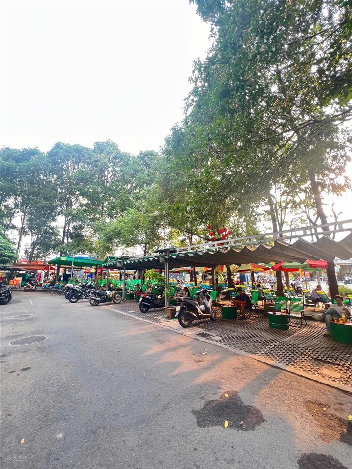 Chính chủ sang nhượng căn hộ trệt block a khu ruby celadon city giá chỉ 7,5 tỷ