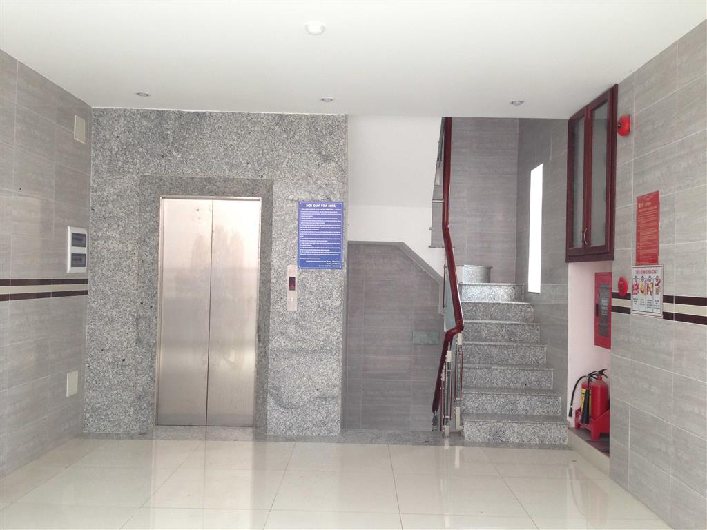 Phòng trọ tiện nghi full nội thất, dt 20m2, 40m2 đầu đường trần não, cách ga metro thảo điền 500m
