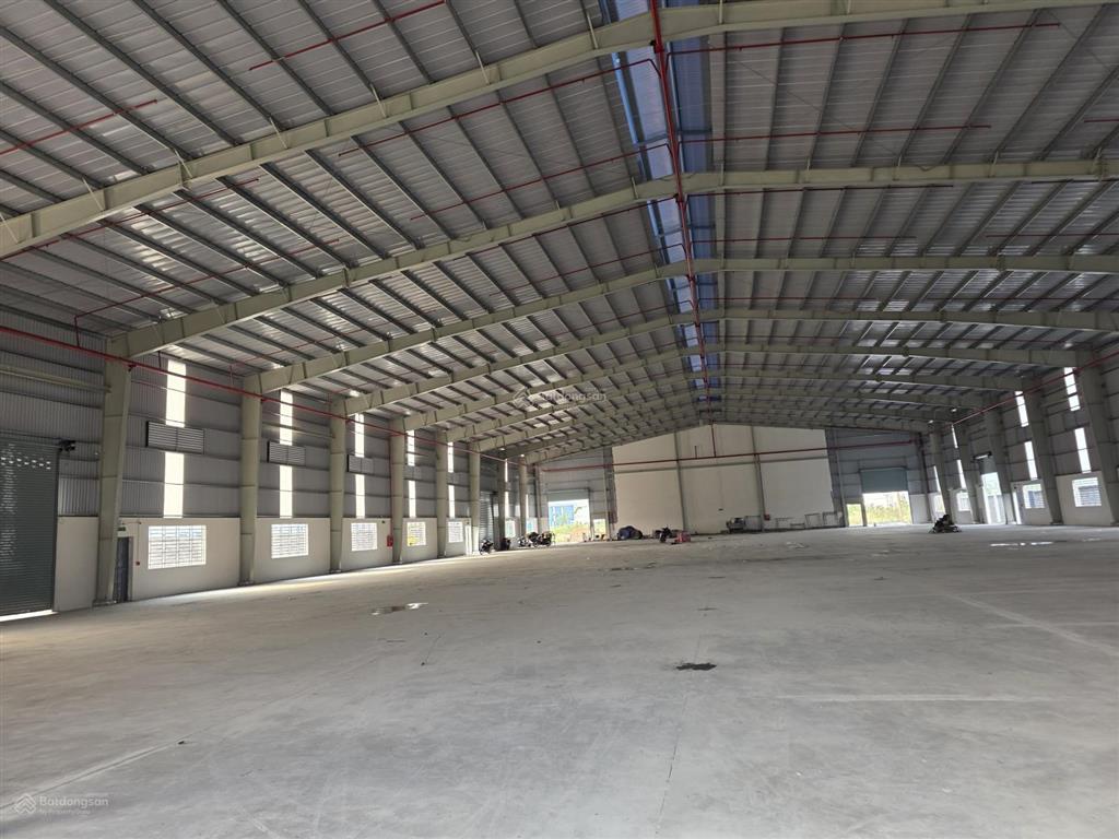 Cho thuê kho xưởng quốc lộ 1a. bình tân
diện tích 3.000m. giá 190 triệu