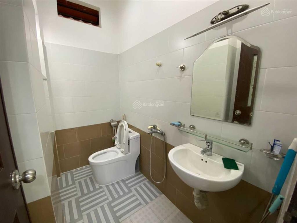 Cho thuê nhà đường số 20 sát metro 4x20m có 5 phòng