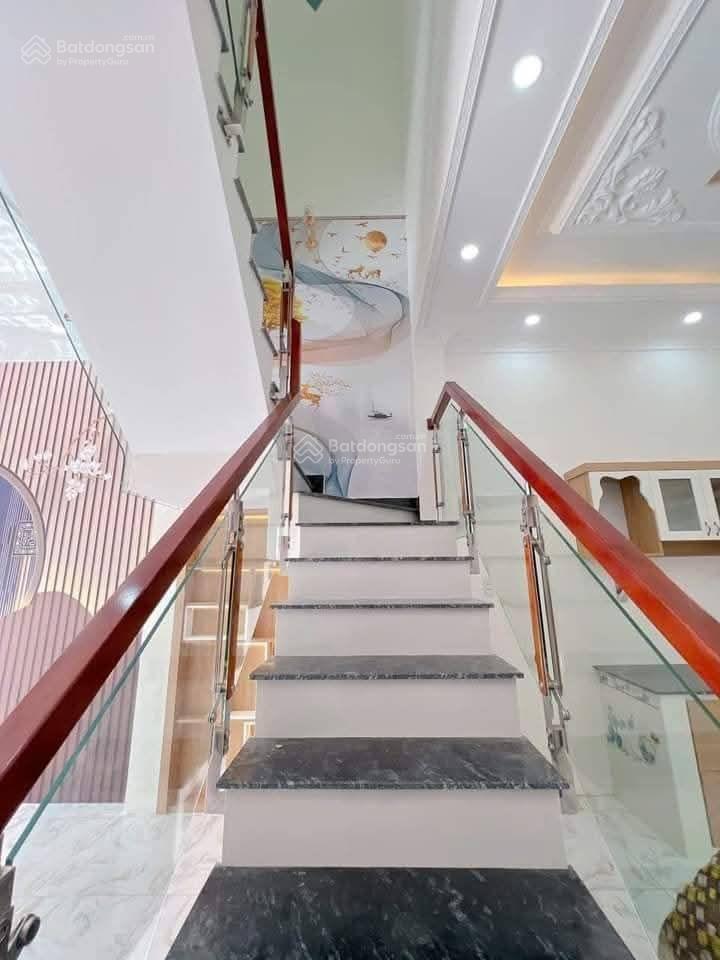 Bán nhà mới 100% đường 55 kdc bình phú