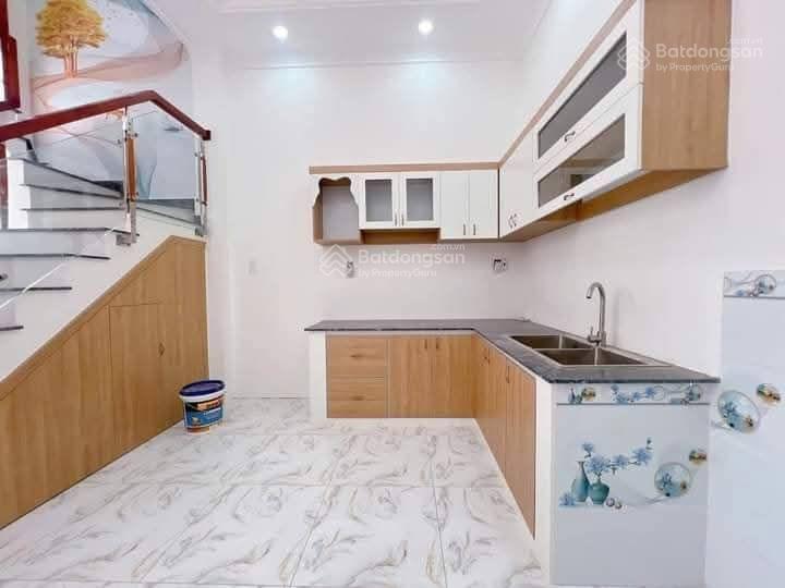 Bán nhà mới 100% đường 55 kdc bình phú