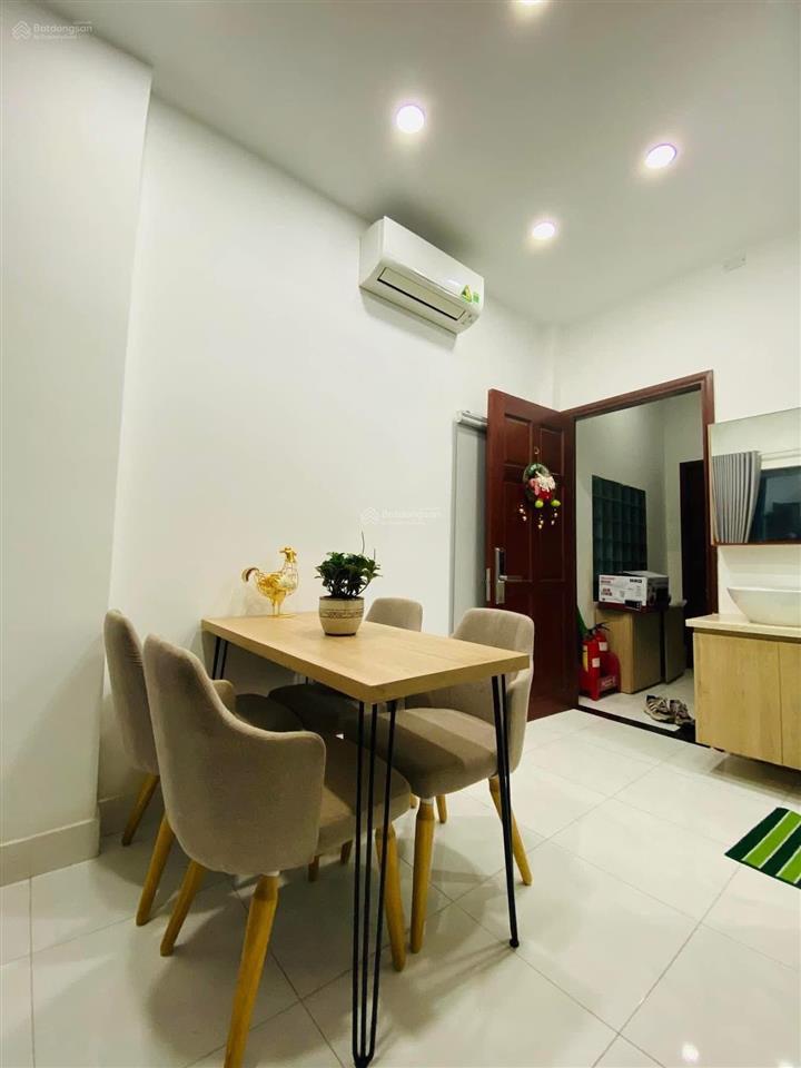 Cho thuê căn hộ 1 phòng ngủ gần chợ phú nhuận, quận phú nhuận giá thuê 8 triệu/tháng