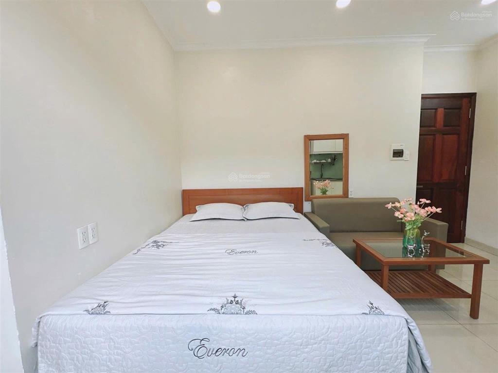Trống sẵn căn hộ studio lý chính thắng, quận 3, 28m². giá thuê 10 triệu/tháng bao phí quản lý