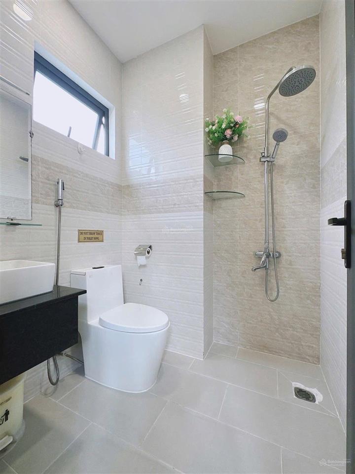 Trống sẵn căn hộ studio lý chính thắng, quận 3, 28m². giá thuê 10 triệu/tháng bao phí quản lý