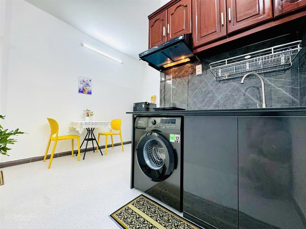Trống sẵn căn hộ 1 phòng ngủ gần ga văn thánh, quận bình thạnh, 35m2 giá thuê 8,5 triệu/tháng