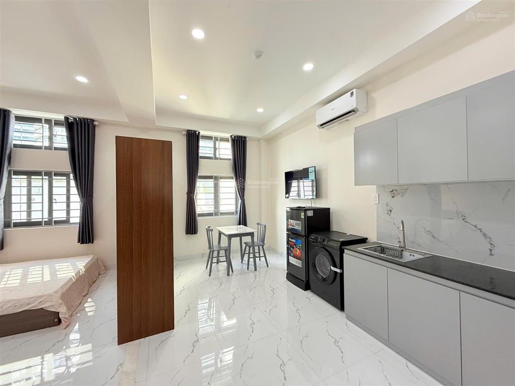 Trống sẵn căn hộ xô viết nghệ tĩnh, quận bình thạnh
giá thuê 10 triệu/tháng
tình trạng đang trống