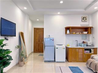 Trống sẵn căn hộ studio hòa hưng quận 10
giá thuê 9,5 triệu/tháng
căn hộ trang bị nội thất cơ bản