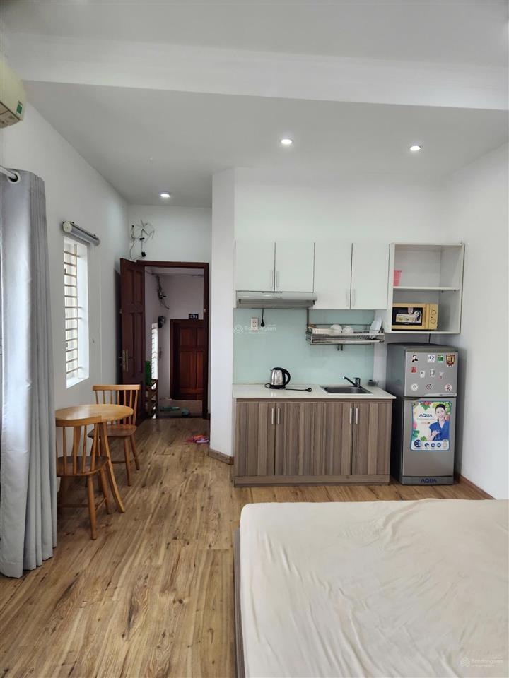 Căn hộ studio gần đại học ngoại thương, quận bình thạnh
giá thuê 7,5 triệu/tháng