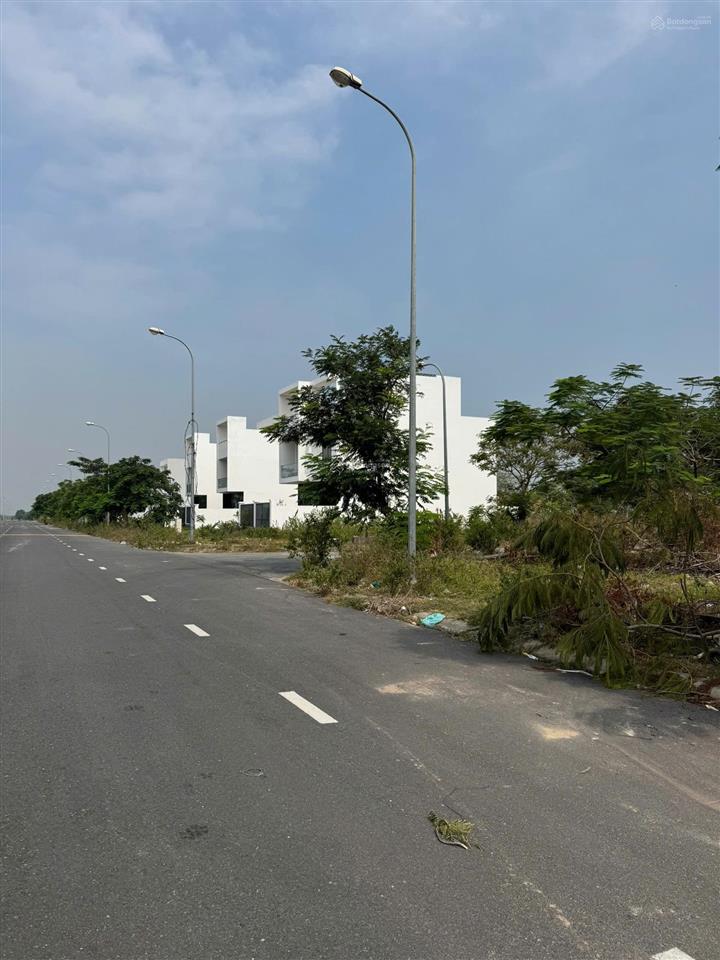 Bán gấp căn nhà ngay dự án hud 9 nhơn trạch, 97.5m2 đã bàn giao