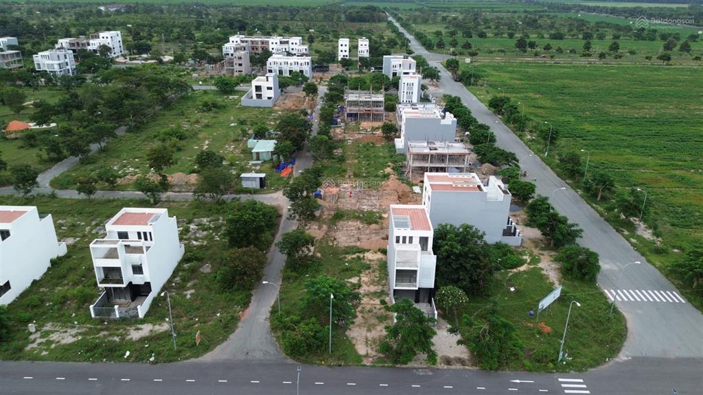 Bán gấp căn nhà ngay dự án hud 9 nhơn trạch, 97.5m2 đã bàn giao