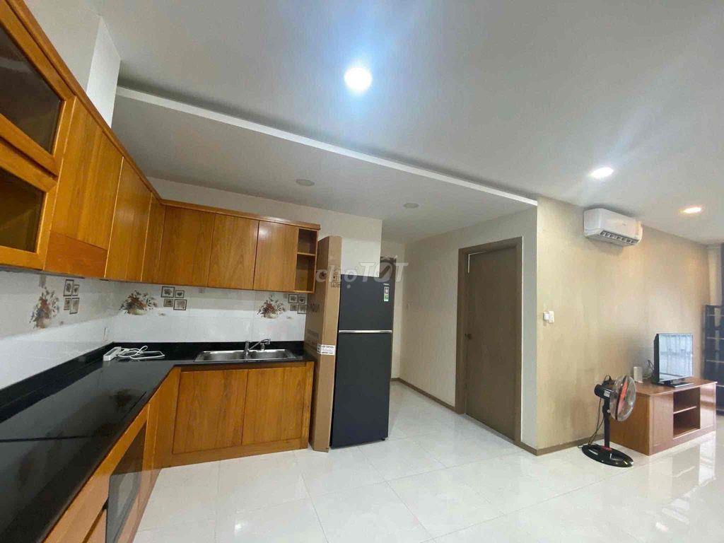 Cho thuê căn hộ Riva park q4 2pn 2wc 15tr y hình