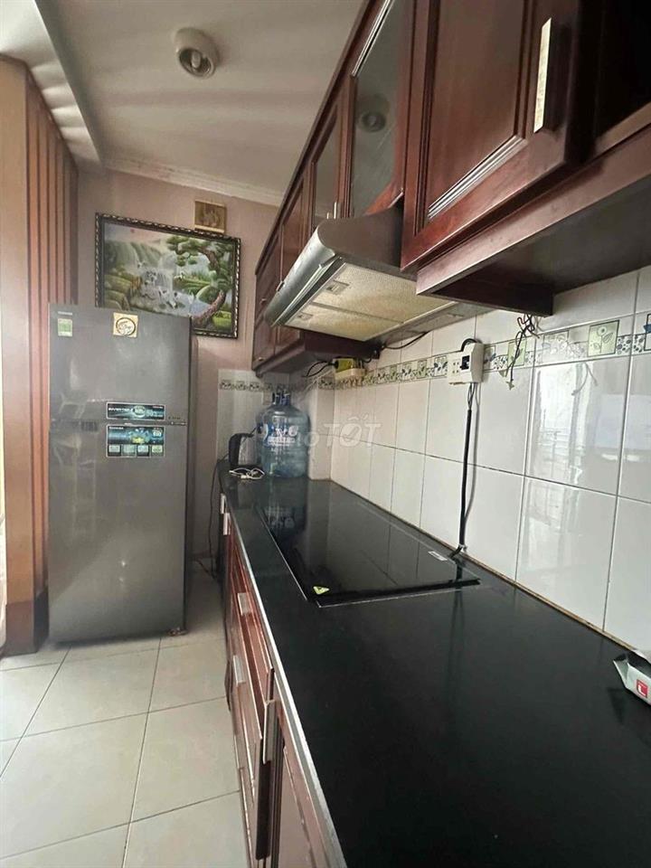 Cho thuê căn hộ Centra Gaden Q1 2pn 2wc full y hình 15tr